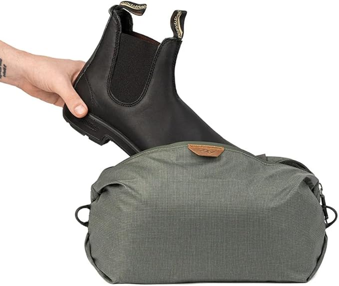 Peak Design Shoe Pouch, Sage, Ultralight Travel Organizer Bag for Shoes or Other Items, Weatherproof Shell, Packs into Itself, Fits 1–2 Pairs of Shoes, Works with Peak Design Travel Bags