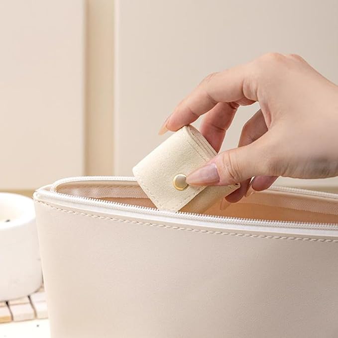 Mini Travel Jewelry Bag, 2025 New Travel Jewelry Case Organizer, Portable Foldable Compartment Auxiliary Mini Travel Jewelry Roll Bag With Buckle For Small Jewelry Earrings, Rings, Necklaces (B)