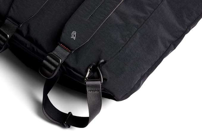 Bellroy Lite Totepack (18 liter lightweight tote bag and backpack, for beach, travel and every day) - Black