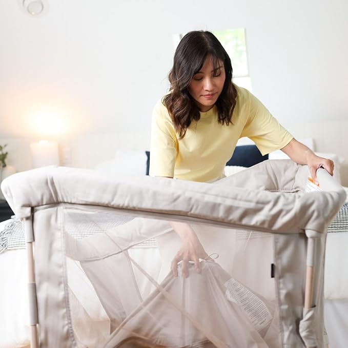 Maxi-Cosi Swift Baby Playard with Mat, Baby Playpen, Play Yard with Bassinet, Portable Playpen for Babies and Toddlers, Classic Graphite
