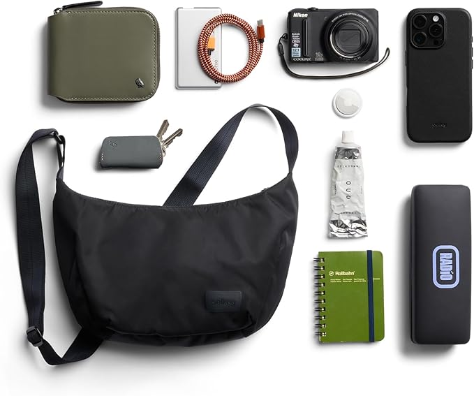 Bellroy Laneway Crescent Bag (everyday 2.5 liter mini crossbody bag with plenty of pockets and adjustable strap)' - Ink
