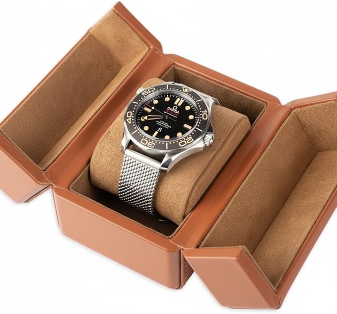 Single Travel Watch Case - Vintage Inspired - Exterior, Soft Microfiber Lining, Fits Up to 42mm Watches - Vegan Leather - Reliable Storage for Home or Travel