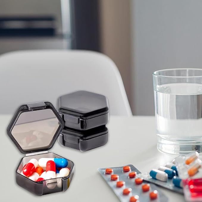 Small Pill Case Travel Pill Box Cute Pill Organizer for Purse Portable Daily Medicine Organizer 1 Compartment Pill Holder for Vitamins, Fish Oil, Supplements