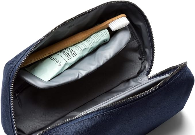 Bellroy Toiletry Kit Plus – (Toiletries pouch, bag)