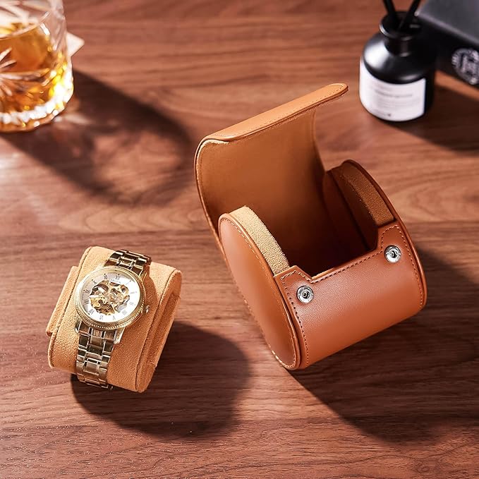 Homde Travel Watch Box Leather: Traveling Case for Men - Luxury Watch Roll for Wristwatch on the Go (brown, S)
