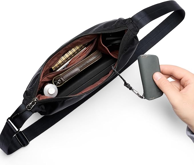 Bellroy Laneway Crescent Bag (everyday 2.5 liter mini crossbody bag with plenty of pockets and adjustable strap)' - Ink