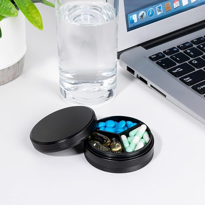 Metal Pill Case 3 Compartment - Waterproof Pocket Purse Pill Box Aluminium Travel Pill Container Medicine Organizer Portable Daily Pill Holder for Vitamins Medication Fish Oils