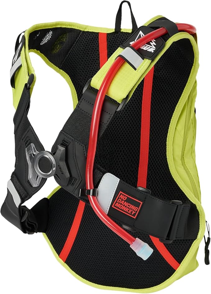 USWE Outlander Moto Hydration Pack, Running, Hiking Hydration Backpack with Water Bladder, Hydropack for Men and Women, Backpack Gear and Equipment for Cycling, MTB