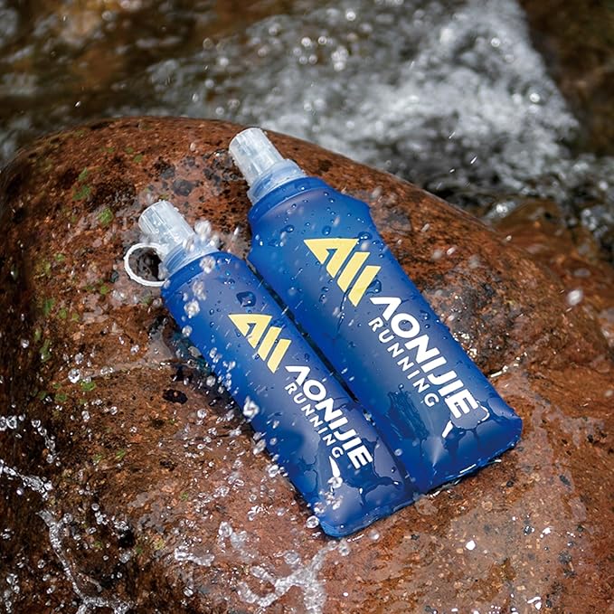 TRIWONDER Soft Flask Collapsible Water Bottles Running Bottle BPA-Free Foldable Handheld Runner Water Flask for Hydration Pack Marathon Hiking Cycling Climbing Travel (500ml/16.9oz)