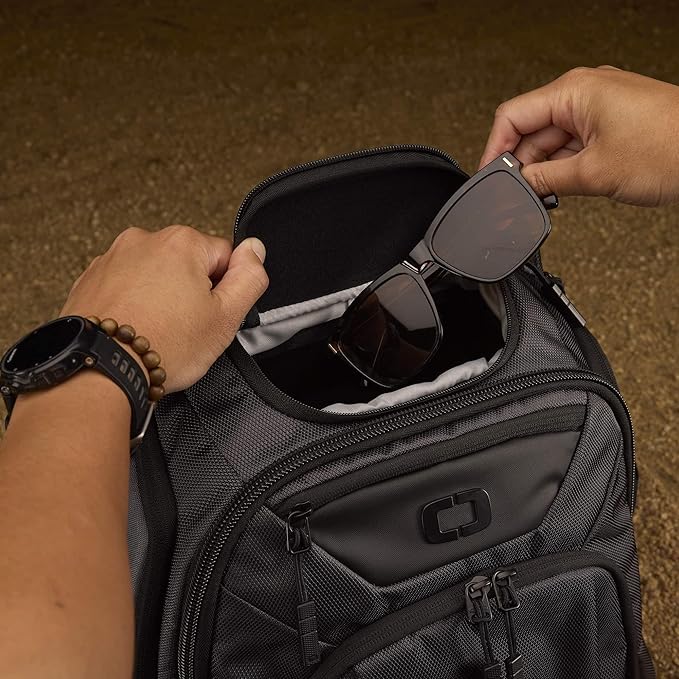 OGIO Renegade DNA, Titanium, Standard