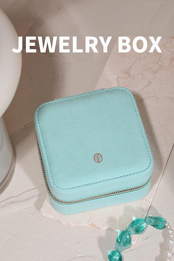 S.Leaf Travel Jewelry Box - Portable Case for Women - Suede Touch Mint Green