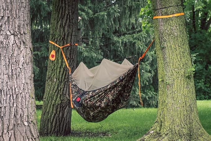 Grand Trunk Skeeter Beeter Pro Mosquito Hammock: Portable Bug Prevention Hammock with Carabiners and Hanging Kit - Perfect for Outdoor Adventures, Backpacking, and Camping Trips, Navy/Forest