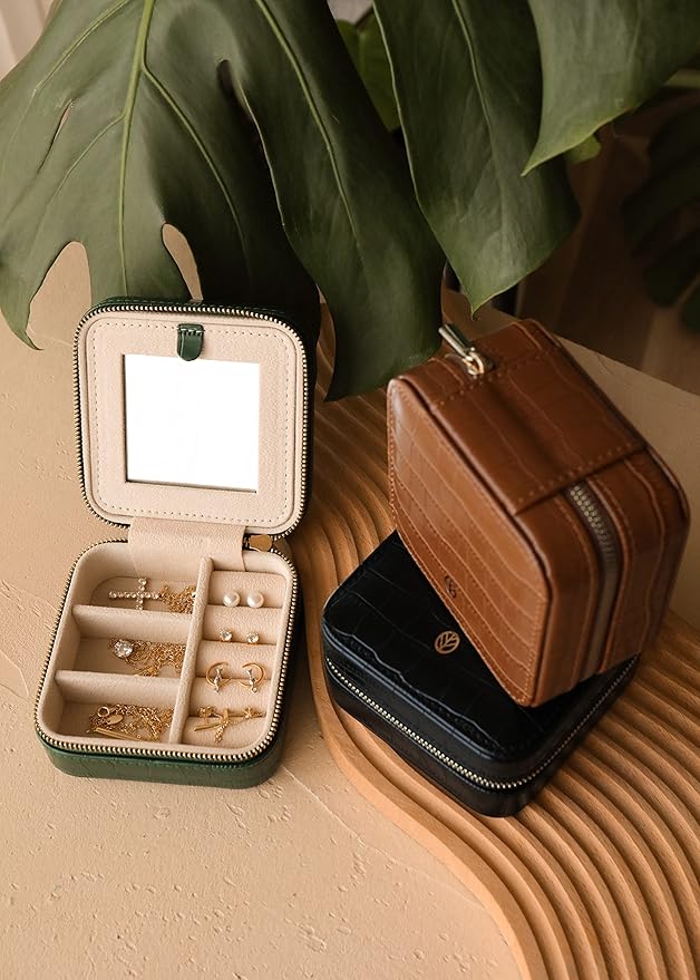 S.Leaf Travel Jewelry Organizer Travel Jewelry Boxes for Women Small Jewelry Travel Case Box Portable Travel Jewelry Case Travel Case Mini Jewelry (11_Pattern_Crocodile_Black_01)