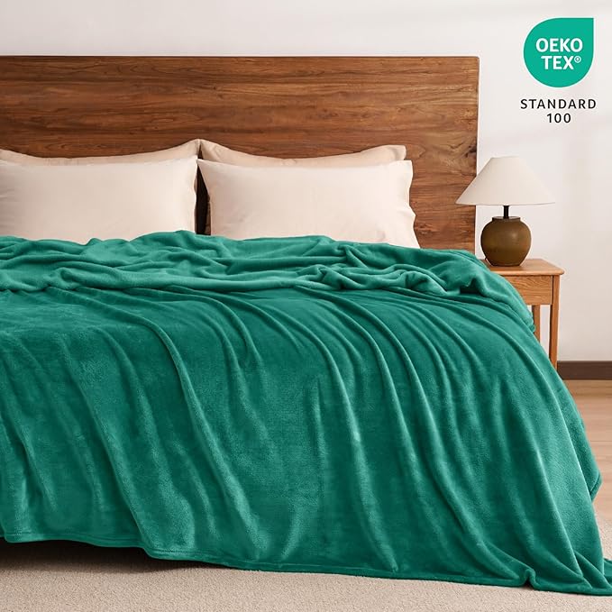 PHF Ultra Soft Fleece Blanket Queen Size, No Shed No Pilling Luxury Plush Cozy 300GSM Lightweight Blanket for Bed, Couch, Chair, Sofa Suitable for All Season, 90" x 90", Teal Green