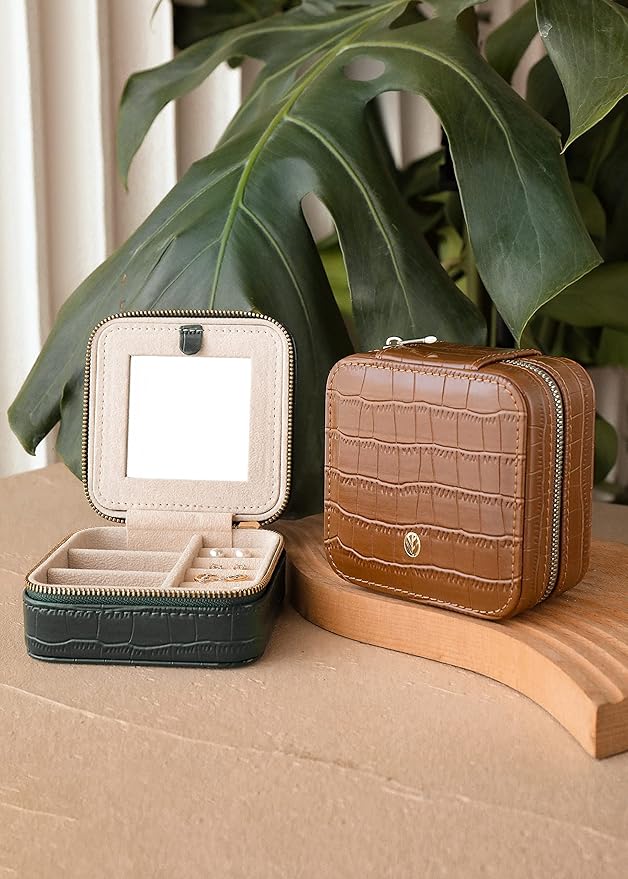 S.Leaf Travel Jewelry Box - Portable Case for Women - Mini Jewelry Organizer (12 Pattern Crocodile Brown 01)