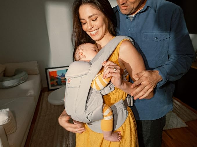 Ergobaby Omni Deluxe Baby Carrier Newborn to Toddler - Breathable Baby Carriers for Summer - All-Position Carrier with Enhanced Lumbar Support & Airflow (7-45 Pounds), Cotton, Midnight Blue
