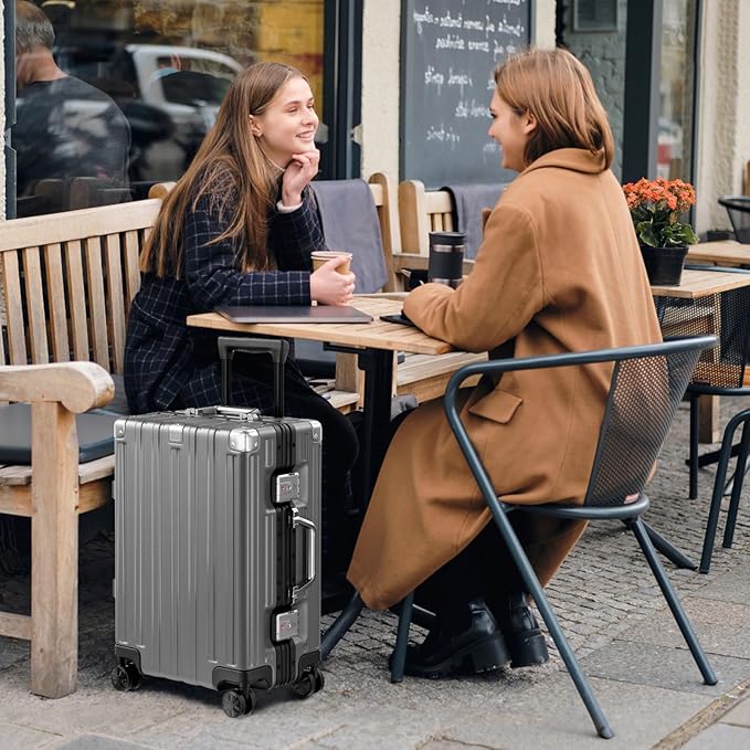 Krute Large Luggage 28 inch Zipperles Suitcase With Spinner Wheels USB Charger Hardside PC Aluminum Frame Luggages Checked Suitcases with TSA Lock (1 Piece)