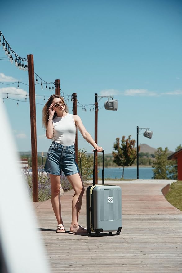 Sherpani Meridian, 22 Inch Carry On Luggage Airline Approved, Rolling Hardside Suitcase 22x14x9, Travel Luggage for Women, Expandable Suitcase, Travel Gift (St. Lucia)