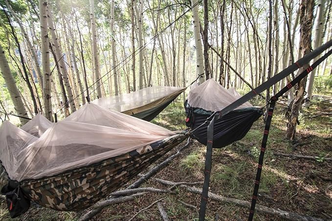 Grand Trunk Skeeter Beeter Pro Mosquito Hammock: Portable Bug Prevention Hammock with Carabiners and Hanging Kit - Perfect for Outdoor Adventures, Backpacking, and Camping Trips, Navy/Forest