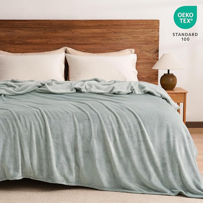 PHF Ultra Soft Fleece Blanket Twin Size, No Shed No Pilling Luxury Plush Cozy 300GSM Lightweight Blanket for Bed, Couch, Chair, Sofa Suitable for All Season, 66" x 90", Sage Green