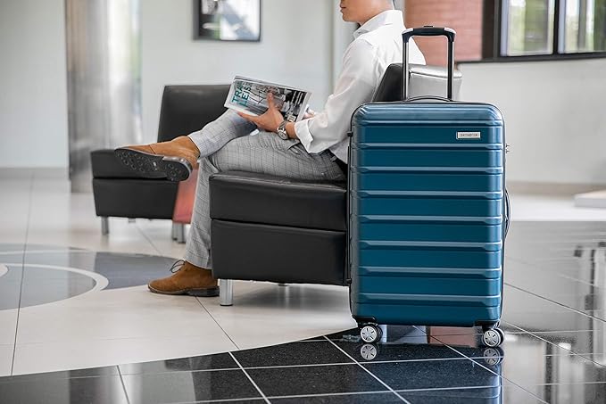 Samsonite Omni 2 28-Inch Large Checked Hardside Luggage with 360° Spinner Wheels - Scratch Resistant Hardshell - TSA Lock - Expandable Polycarbonate Shell for Lightweight Travel - Nova Teal