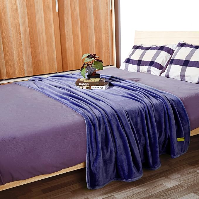 Surii Home Luxury Microfiber Flannel Blanket, Super Soft, Warm, Cozy, Fluffy, and Breathable, Perfect Throws for Bed, Couch, Sofa, for All Season Use. 350GSM Queen Size 90x90 Inches(Navy Blue)