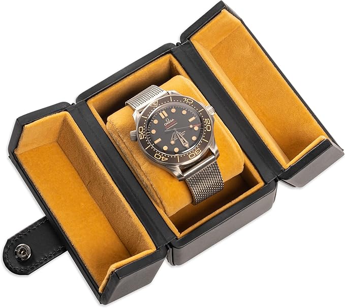 Single Travel Watch Case - Vintage Inspired - Exterior, Soft Microfiber Lining, Fits Up to 42mm Watches - Vegan Leather - Reliable Storage for Home or Travel