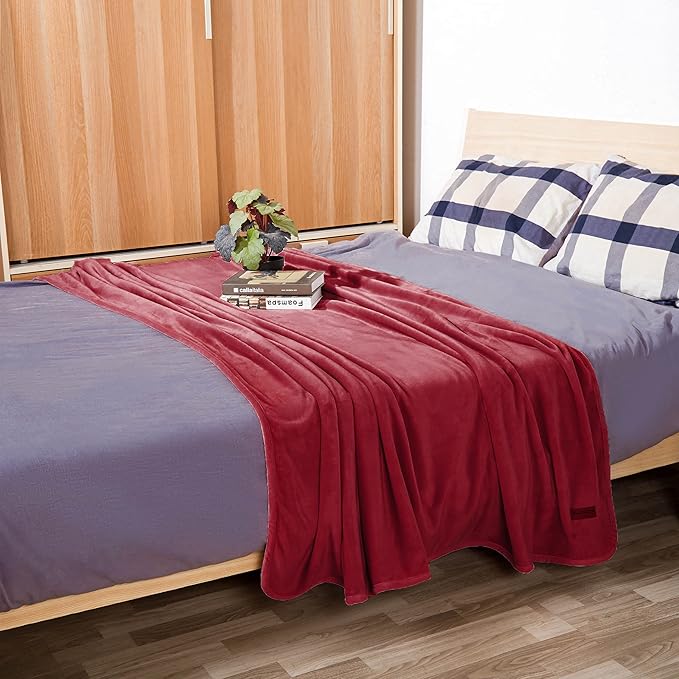 Surii Home Luxury Microfiber Flannel Blanket, Super Soft, Warm, Cozy, Fluffy, and Breathable, Perfect Throws for Bed, Couch, Sofa, for All Season Use. 350GSM Travel Size 50x60 Inches (Burgundy)