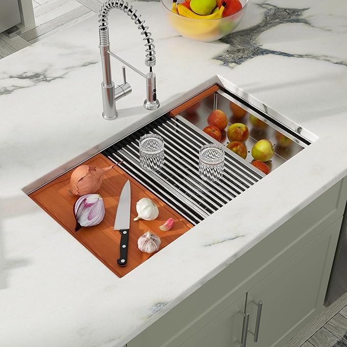 Dcolora 33 In. Double Bowl Kitchen Sink Undermount Sink Workstation Stainless Steel 50/50 Split Low Divided 16 Gauge Under Counter Basin, 33"x19"x10",DC-U-1111