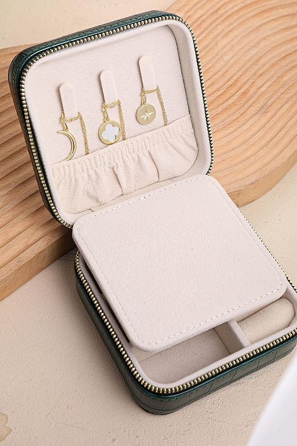 S.Leaf Travel Jewelry Organizer Travel Jewelry Boxes for Women Small Jewelry Travel Case Box Portable Travel Jewelry Case Travel Case Mini Jewelry (11_Pattern_Crocodile_Black_01)