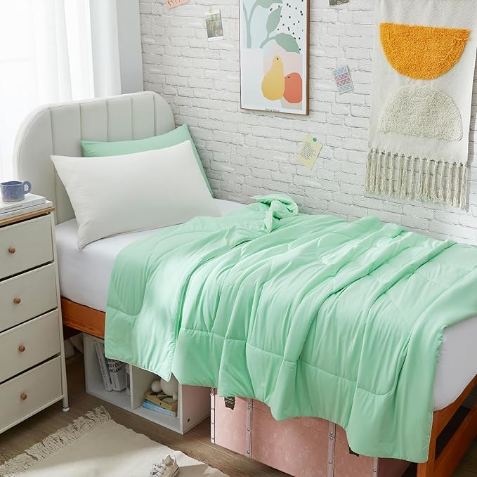 Dream Valley® Outlast® Deepsleep Cooling Comforter, Twin Size, NASA-Grade Space Technology Cooling Blanket for Hot Sleepers Night Sweats, Q-Max > 0.45 Aerocool™ Breathable, Mint Macaron, 68"x90"