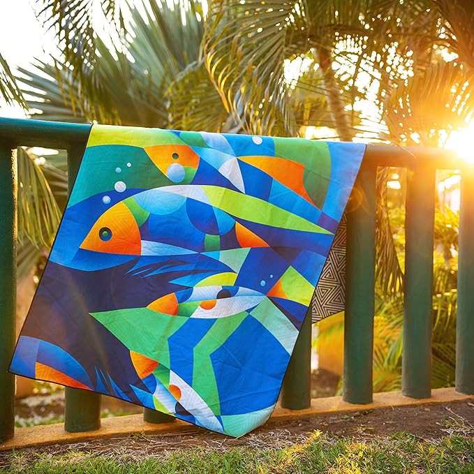 Elite Trend Quick Dry Towel Extra Large 78x35 Inch - Microfiber Beach Towel - Perfect for Beach, Travel, Swimming, Pool, Yoga, Hiking, Camping - Lightweight, Fast Drying, Compact for Adults (Fishes)