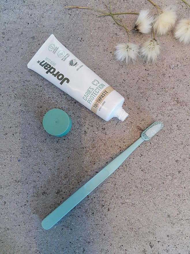 Jordan* ® | Green Clean Toothbrush | Award Winning Sustainable Toothbrush Made from Recycled Materials | Eco-Friendly | Scandinavian Design | Soft Bristle Toothbrush | Adult Toothbrush x 4 Units + Bab
