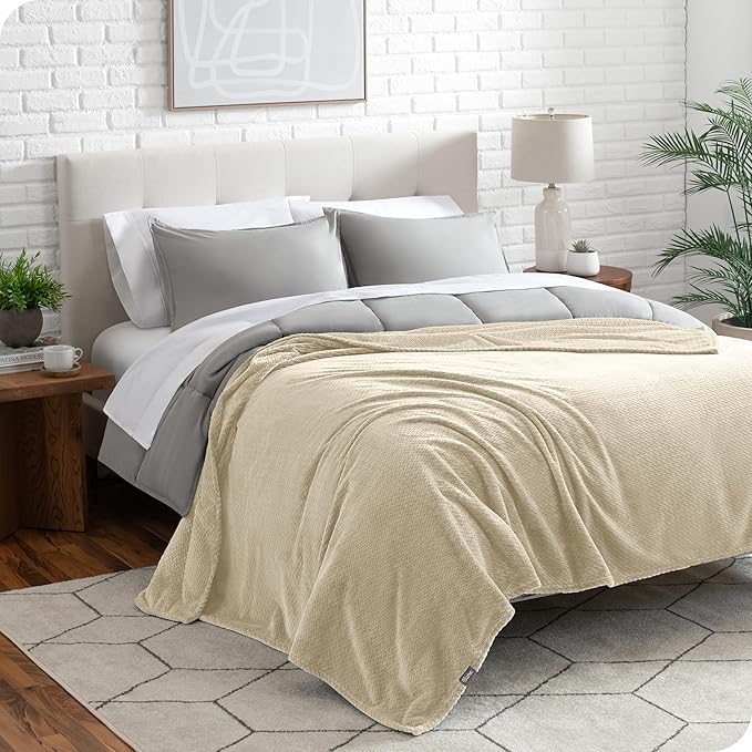 Bare Home Textured Fleece Blanket - Twin/Twin Extra Long - Ultra-Soft Lightweight for Bed, Sofa, and Couch - Luxury Microplush - Cozy Warm Blanket (Twin/Twin XL, Chevron Oyster)